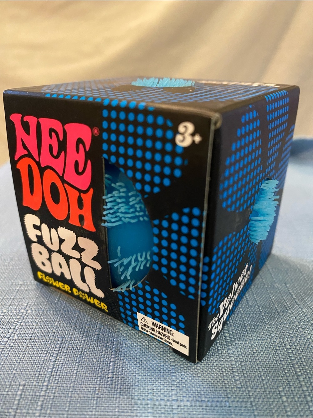 NeeDoh Flower Power Fuzz Ball- Blue (AUTHENTIC)